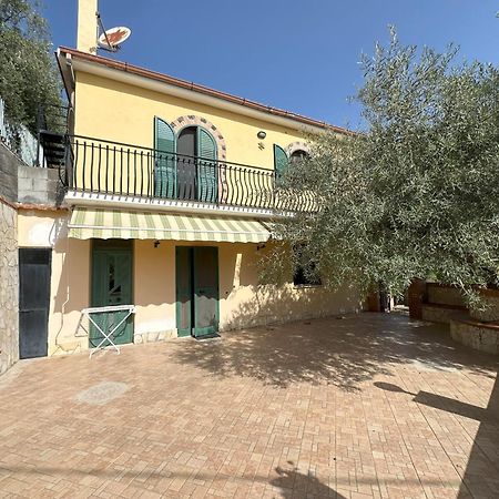 Villa Chris Taormina Exteriör bild