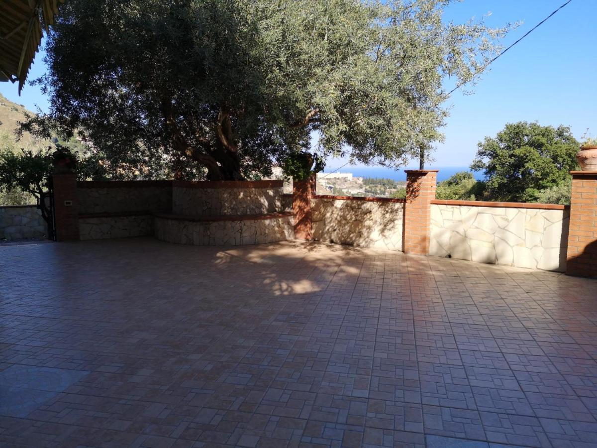 Villa Chris Taormina Exteriör bild