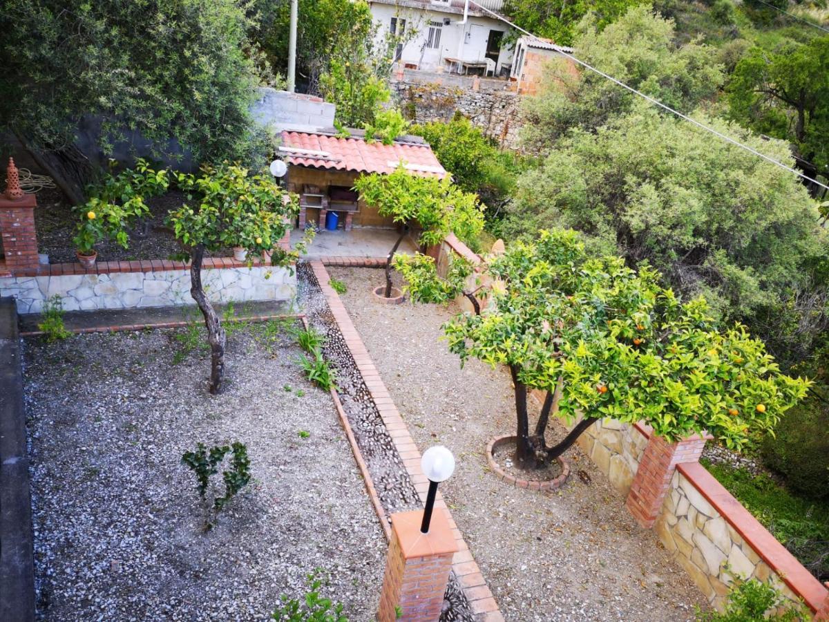 Villa Chris Taormina Exteriör bild